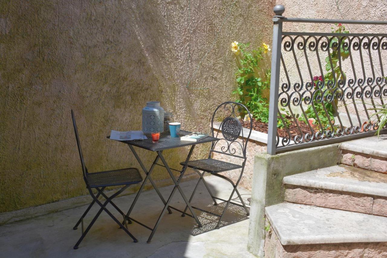 Ferienwohnung Accogliente Locale Con Terrazzo In Centro Storico Vittorio Veneto Exterior foto